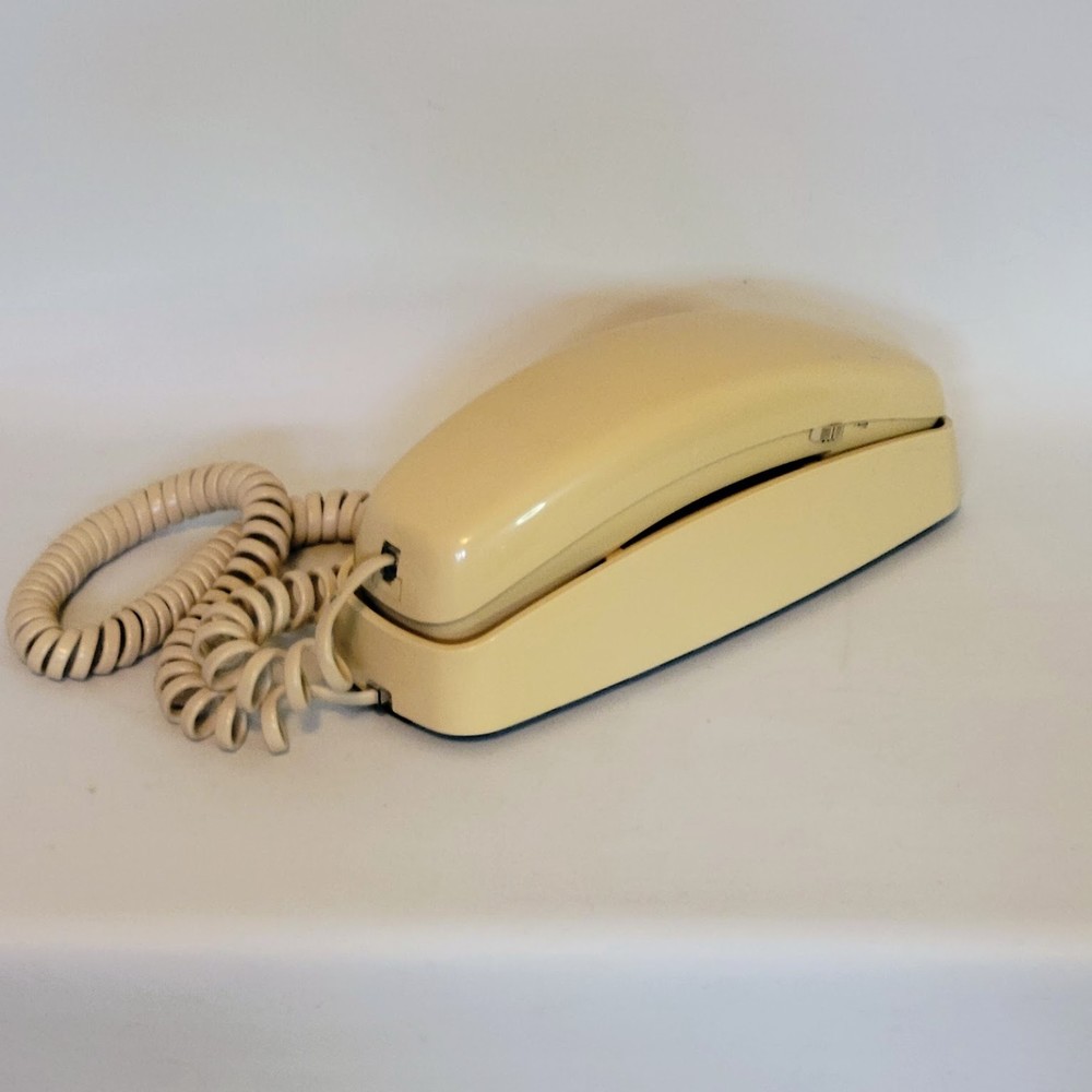 AT&T 90's Telephone Wall Telephone. Beige. Touch Tone Rare.